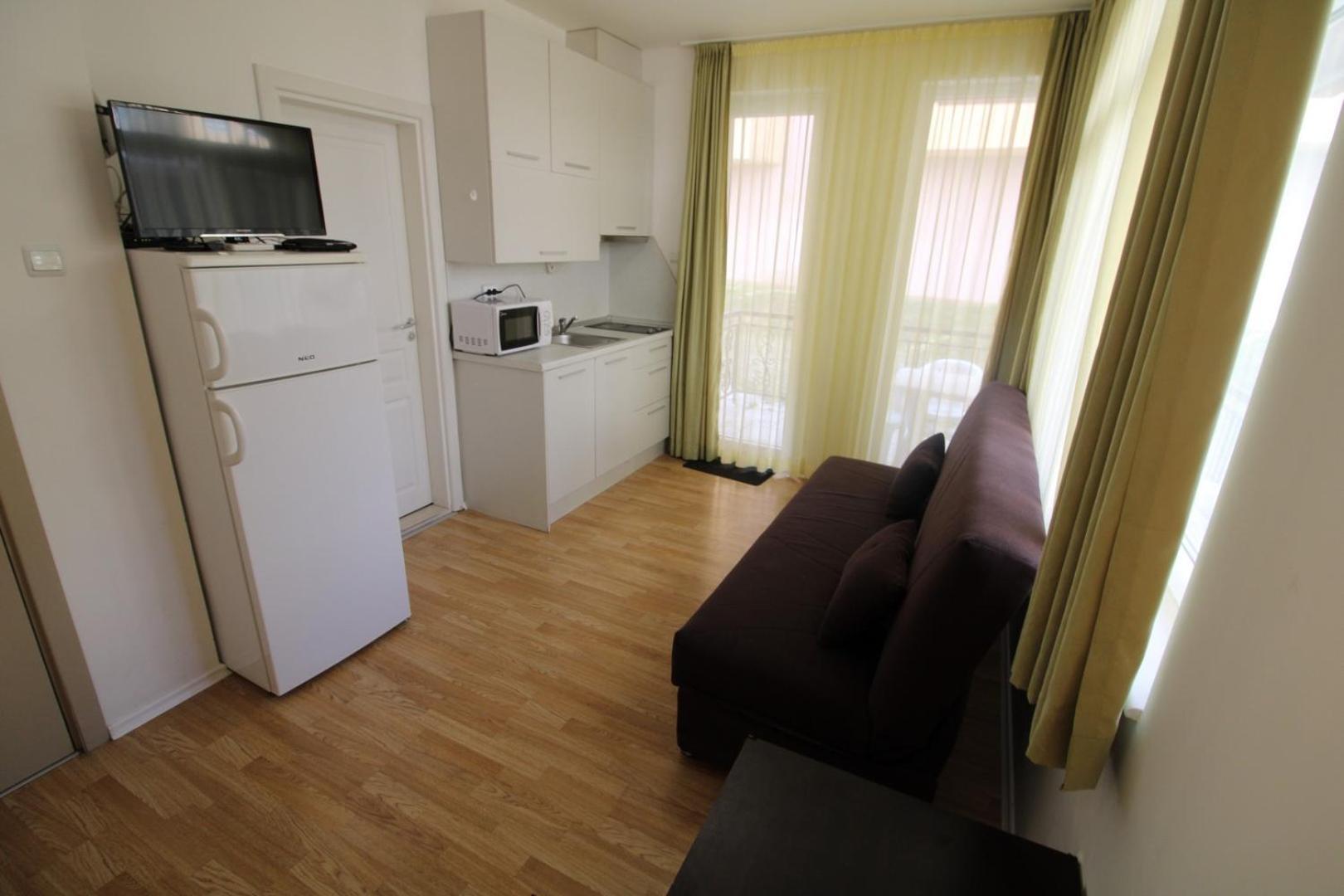 Menada Romance Marine Apartments Sunny Beach Cameră foto